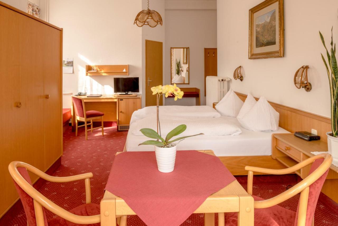 Hotel-Pension Heimburg Bad Elster Zewnętrze zdjęcie