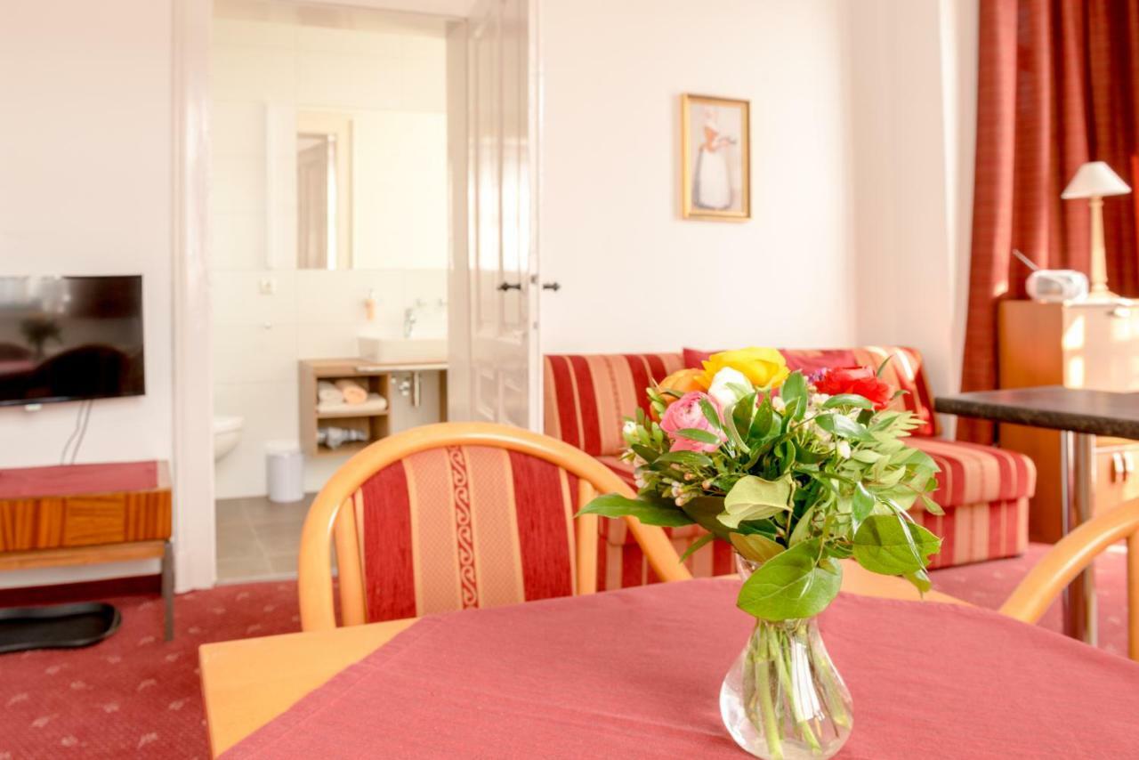 Hotel-Pension Heimburg Bad Elster Zewnętrze zdjęcie